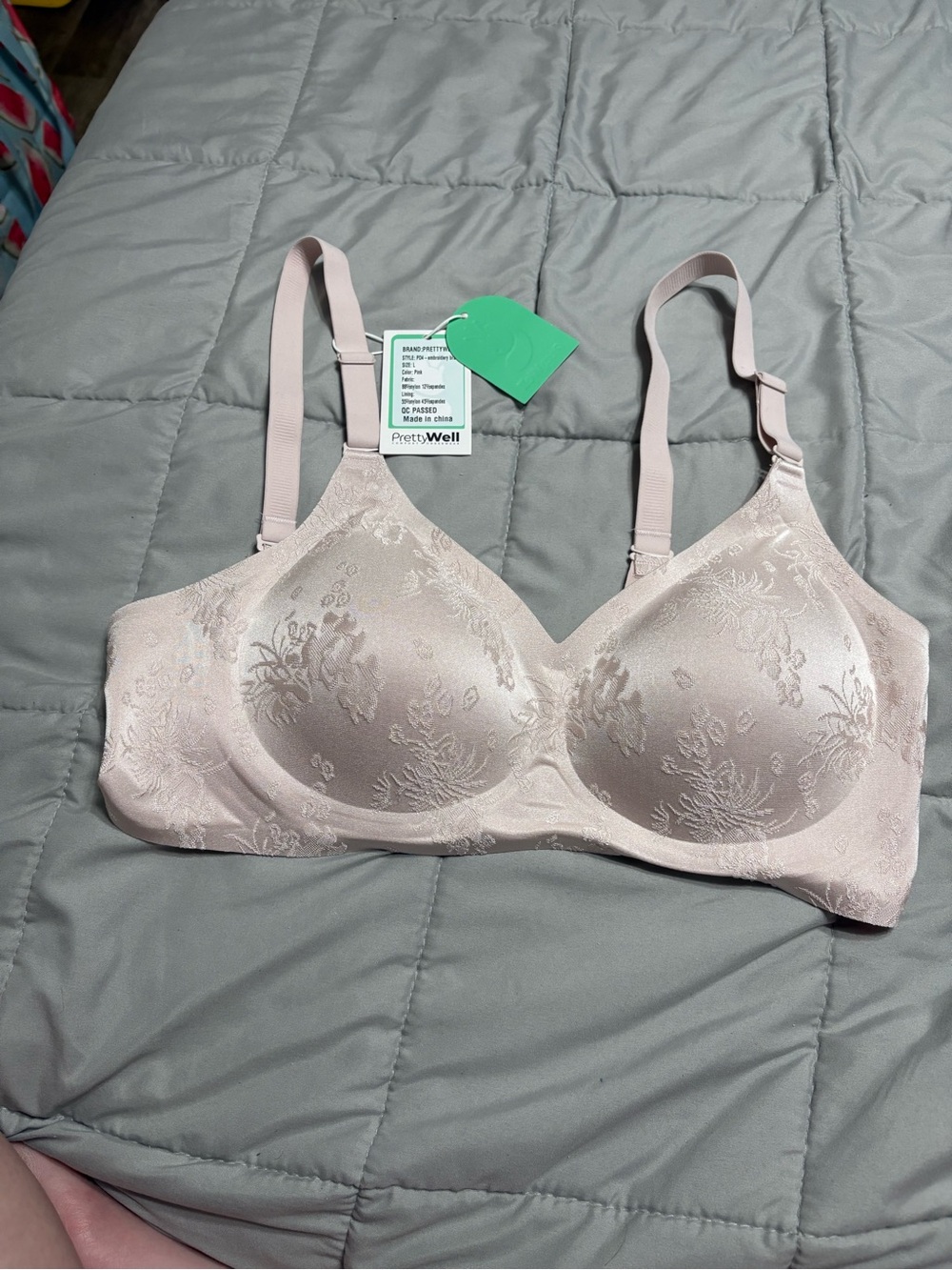 Floral JacquardJelly Push-up  Wirefree Bra — Light Blush